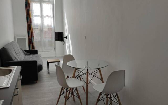 Saint Etienne Studio Lot 4