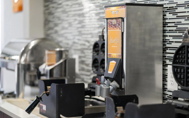 Quality Inn & Suites Mall of America - MSP Airport