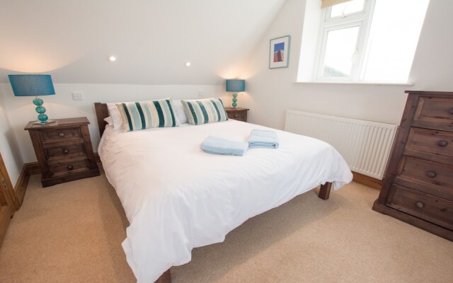 Stables Croyde 4 Bedrooms, Sleeps 8, Sea & Beach Views