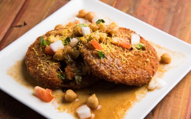 Collection O 30276 The Blu Bell Nizarapar Path