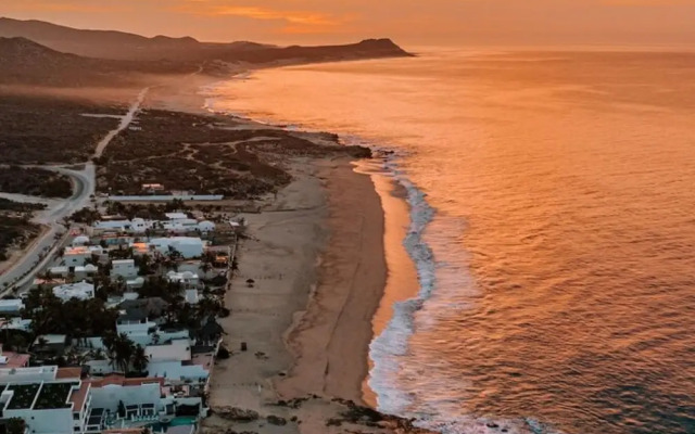 Oceanfront 3bd Penthouse Residence