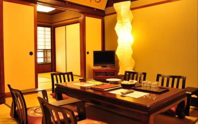 Kaikake Onsen Ryokan