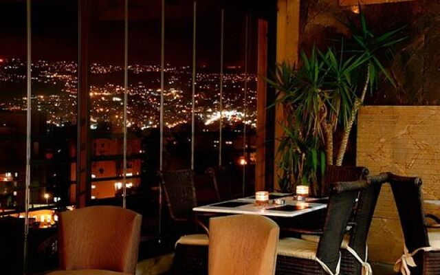 Oaks Beirut