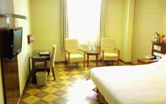 Greentree Inn Rizhao Railway Station Express Hotel