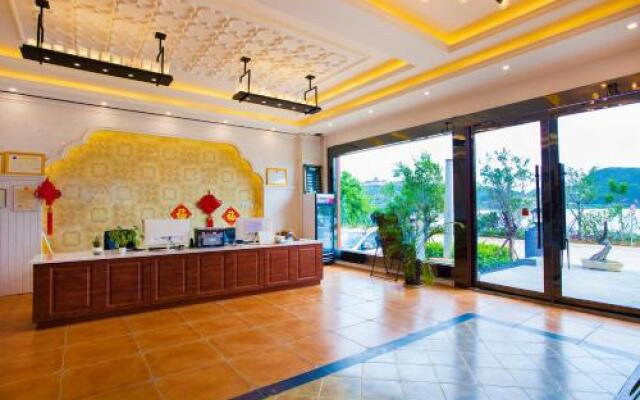 Dali Luzhoufan Seaview Hotel