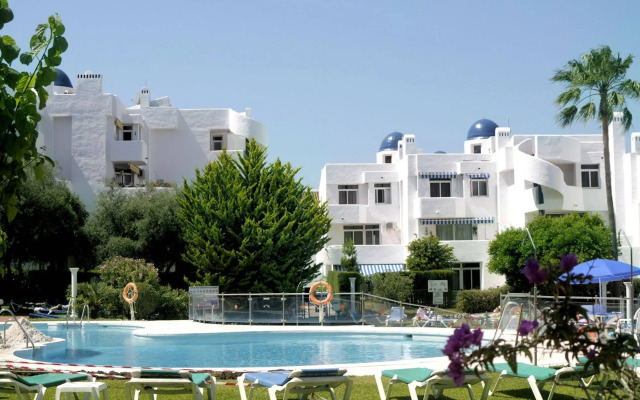 Apartamentos Ona Campanario