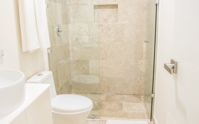 Brava Towers 101 Swim up By Lockey