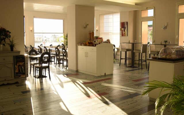 Inter-Hotel Nice Est Frisia