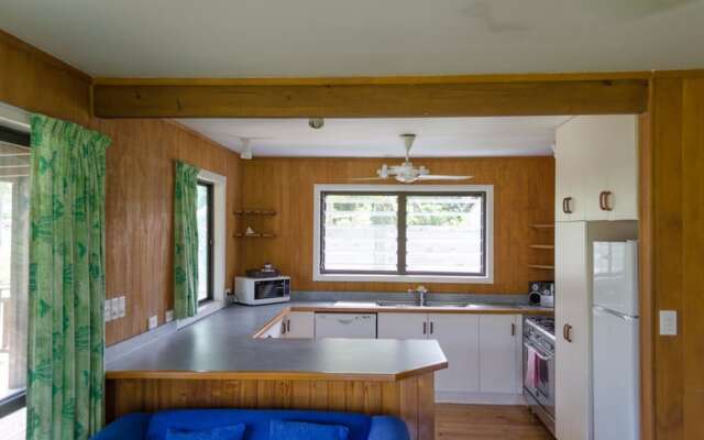 Manea Beach Villas