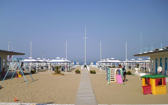 Club Del Sole Viareggio Family Collection