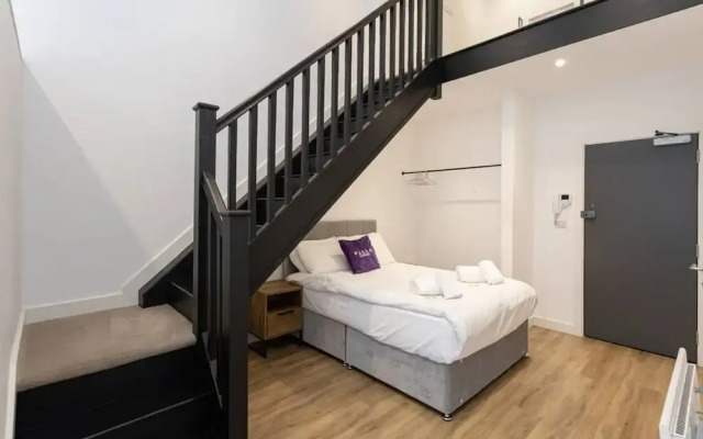 Modern and Spacious Duplex in Manchester City Centre