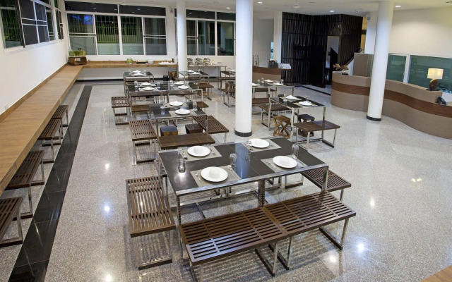 Wiz Hotel