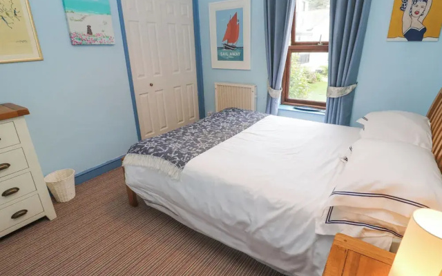 5 Tregenna Court
