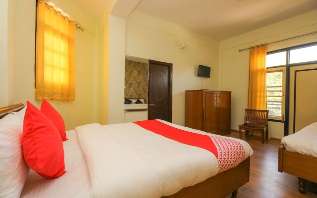 OYO 24539 Hotel Isvara Inn