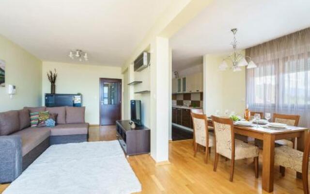 Donja Lastva Apartments