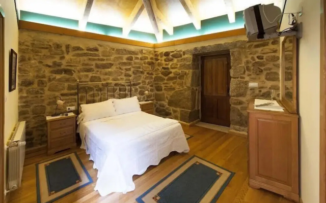 Casas Rurales A Chairiña Y A Revolta