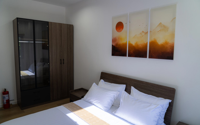 Mangrove Place and ResidencesbyHiverooms