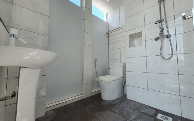 Tt99 Cozy Stay by Oyo Rooms