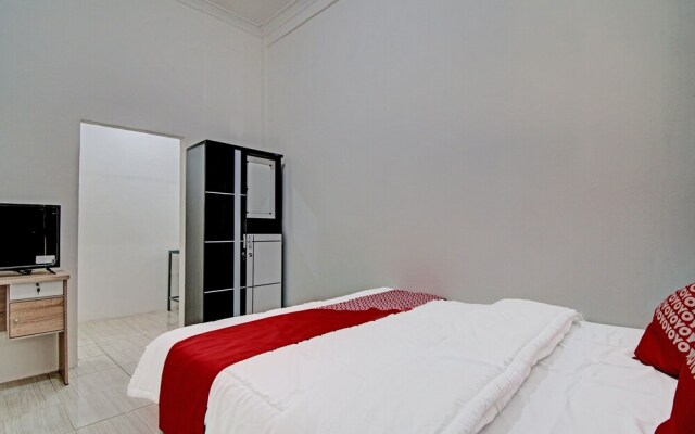 OYO 91505 Elif Homestay Syariah