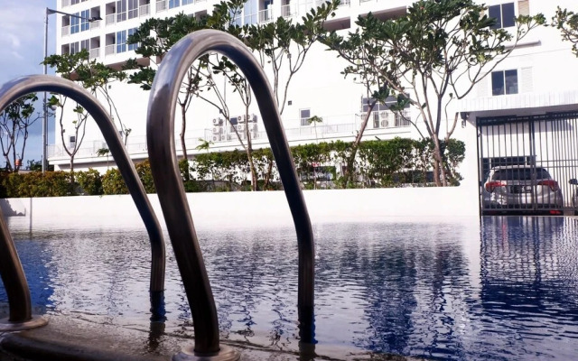 Strategic and Simple Studio Tifolia Apartment near Kelapa Gading