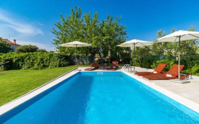 Holiday Home Casa Luigia