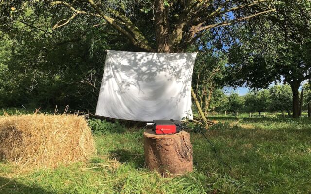 White House on Wye Glamping