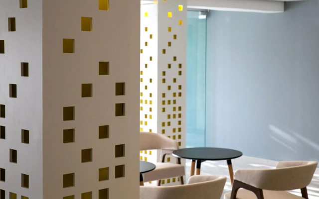 Flora Maria Hotel & Annex Apartments