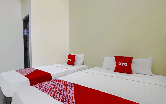 Hotel O Wahidin Guesthouse – Guest Rooms – Pekalongan