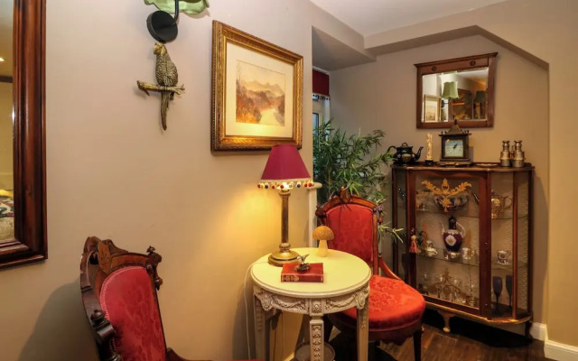 Wonderland Cottage