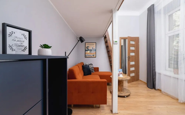 Strzelecka Apartment Cracow by Renters