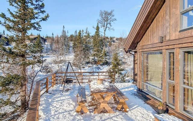 Awesome Home in Rjukan With Wifi and 4 Bedrooms