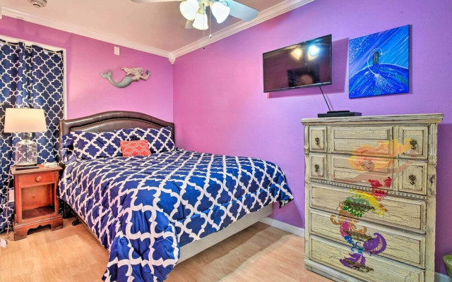 Corpus Christi Beachfront Condo w/ Pool Access!