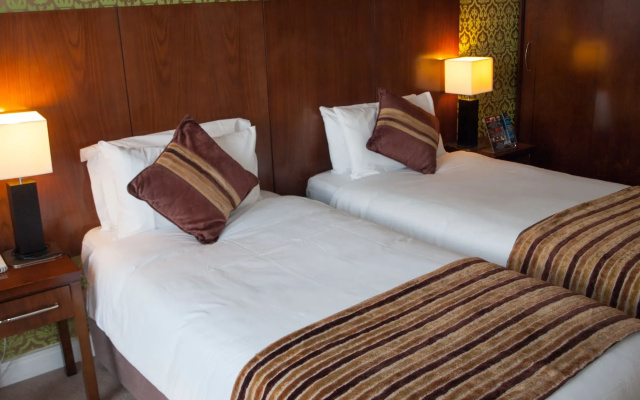 The George Limerick Hotel