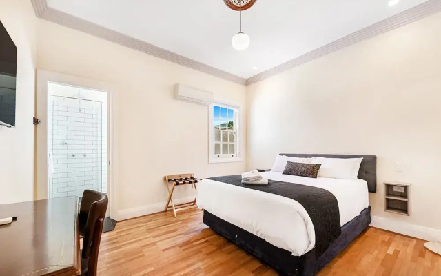 Canungra Hotel