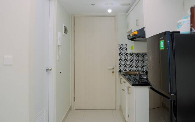 Studio Apartment at The Springlake View Summarecon with Mall View