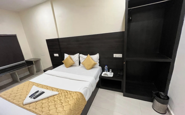 Hotel Wind Flower Regency - Near Kokilaben Hospital