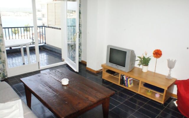 Apartamentos Passeig Del Mar