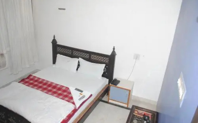 Hotel Vinayak Palace