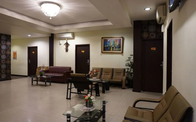 OYO 1161 Stefani City Hotel