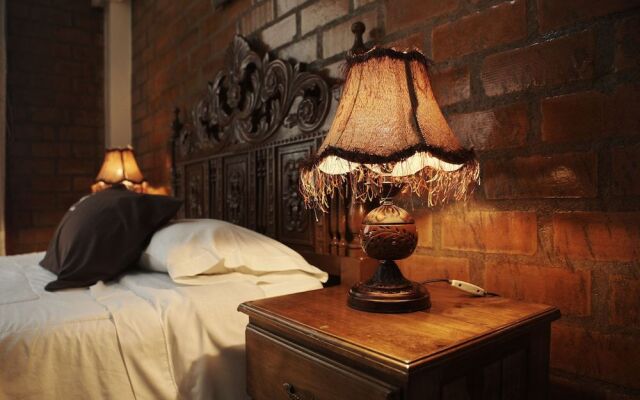 Bris Hotel