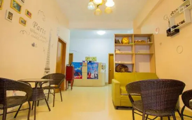 Quanzhou Overseas Chinese Theme Apartment