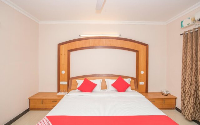 Green Paradise Luxury Suites by OYO Rooms
