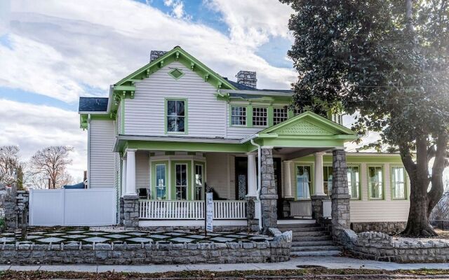 The Historic Magnolia House