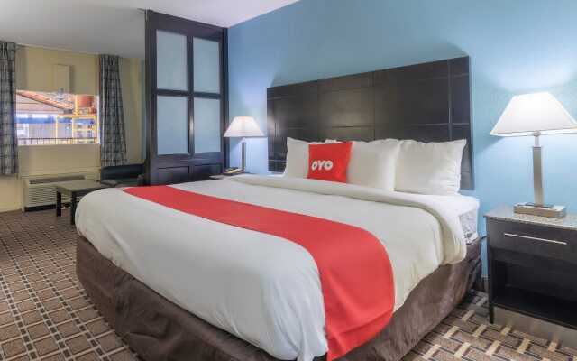 OYO Hotel Knoxville TN Cedar Bluff I-40
