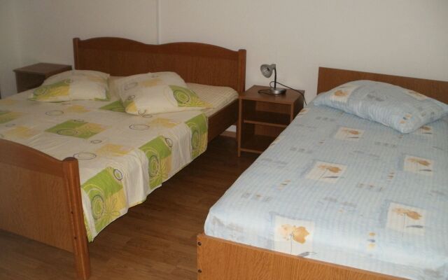 Beach Apartments Toni