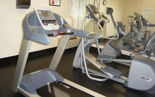 Holiday Inn Express Louisville Northeast by IHG