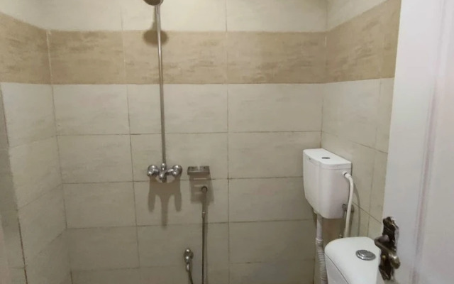 The Mall Luxury Guest House