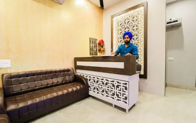 Hotel Z by OYO Rooms
