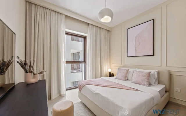 Pink Panther Soft Glam 1BR in Surf 2