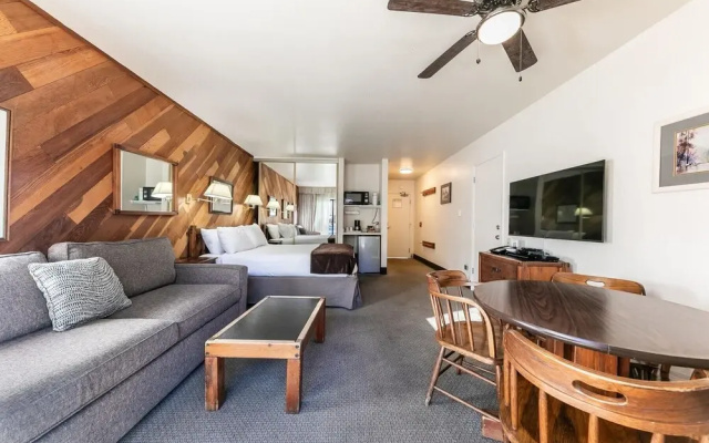 135 Bldg C 1 Bedroom Condo